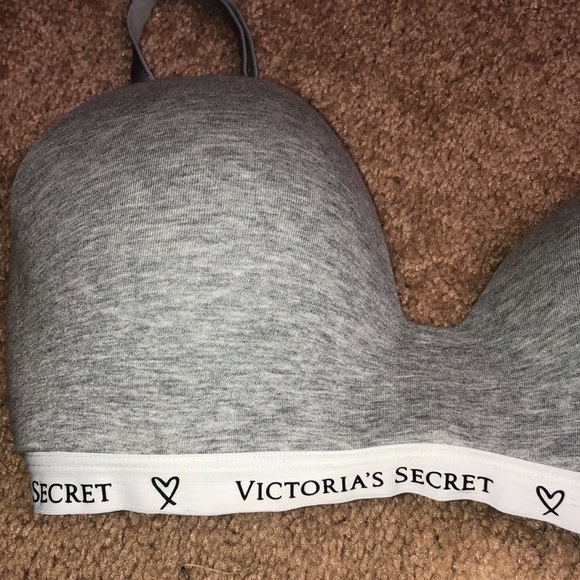 Victoria's Secret t-shirt lightly lined wireless gray/white bra size 32D… - Picture 3 of 7